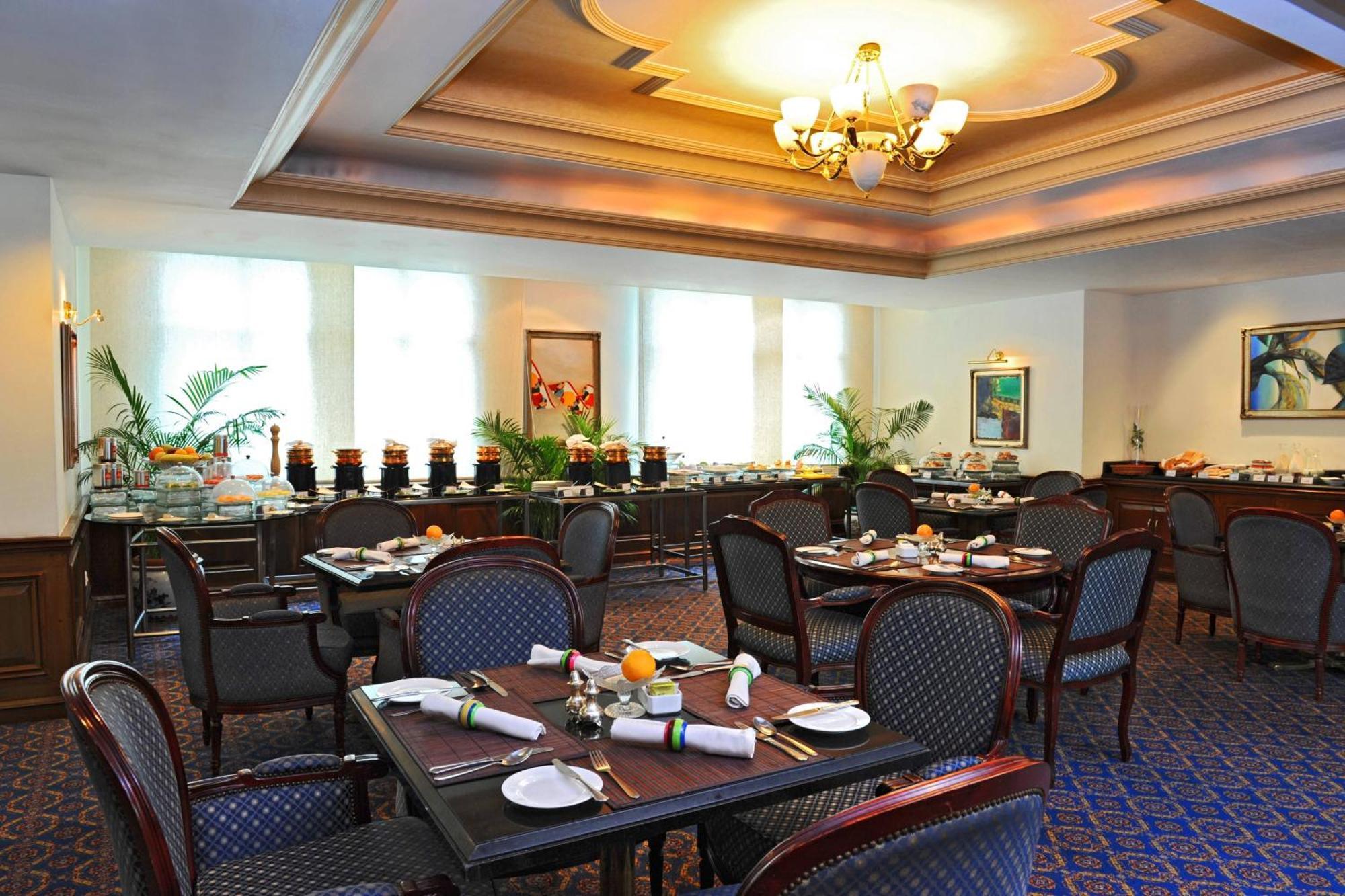 Le Royal Meridien Τσενάι Εξωτερικό φωτογραφία