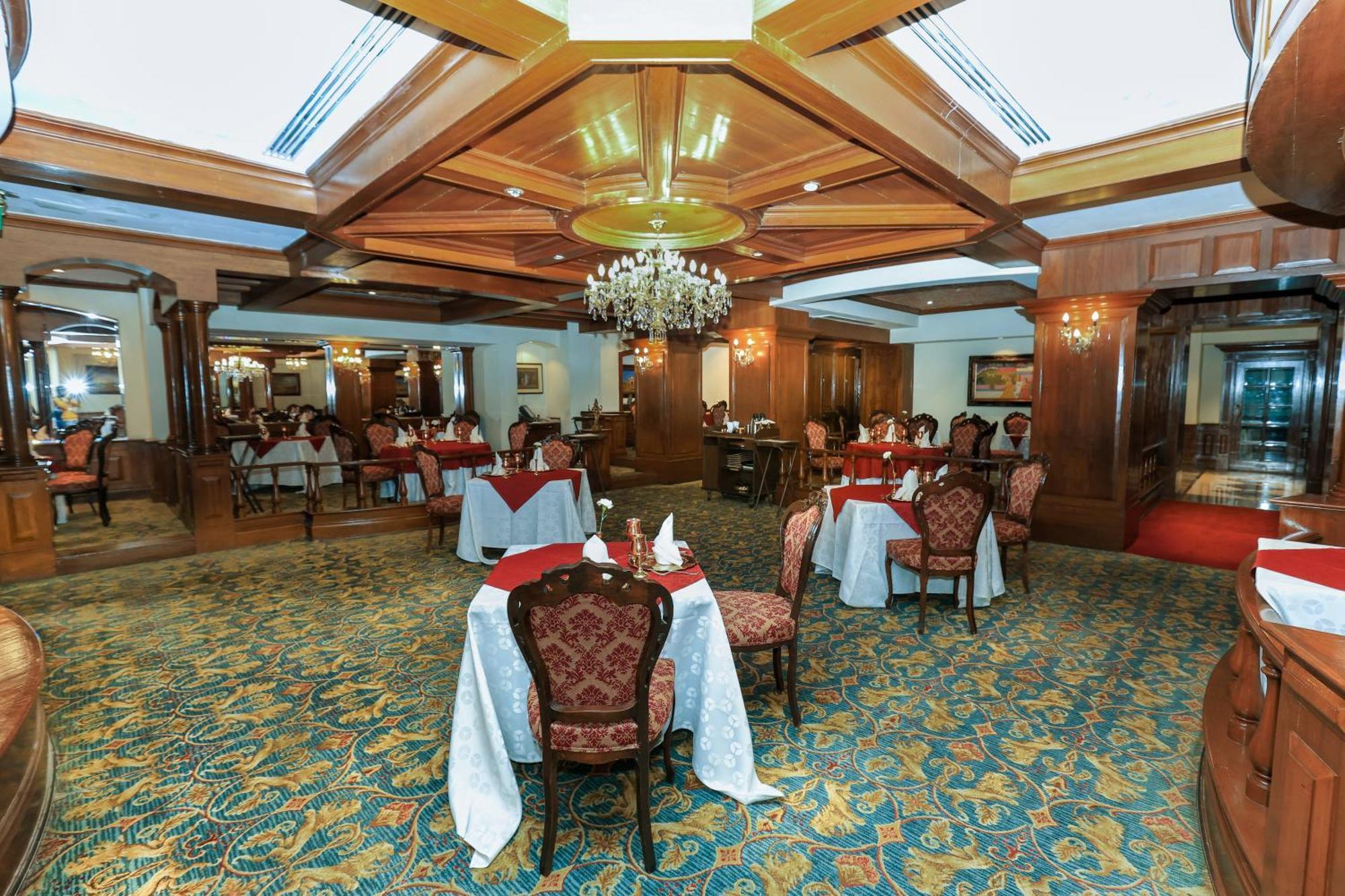Le Royal Meridien Τσενάι Εξωτερικό φωτογραφία